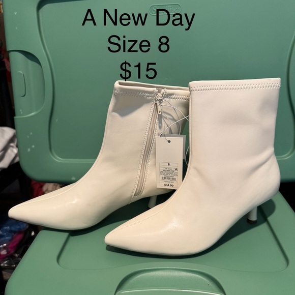 A New Day Women's Cream Heeled Boots - Picture 1 of 1